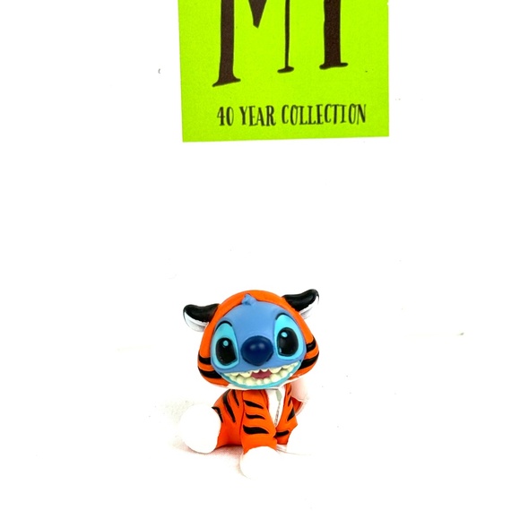 Disney Stitch Vinyl Figure | Stitch in Tiger Onesie | Collectible Figurine - Picture 4 of 11